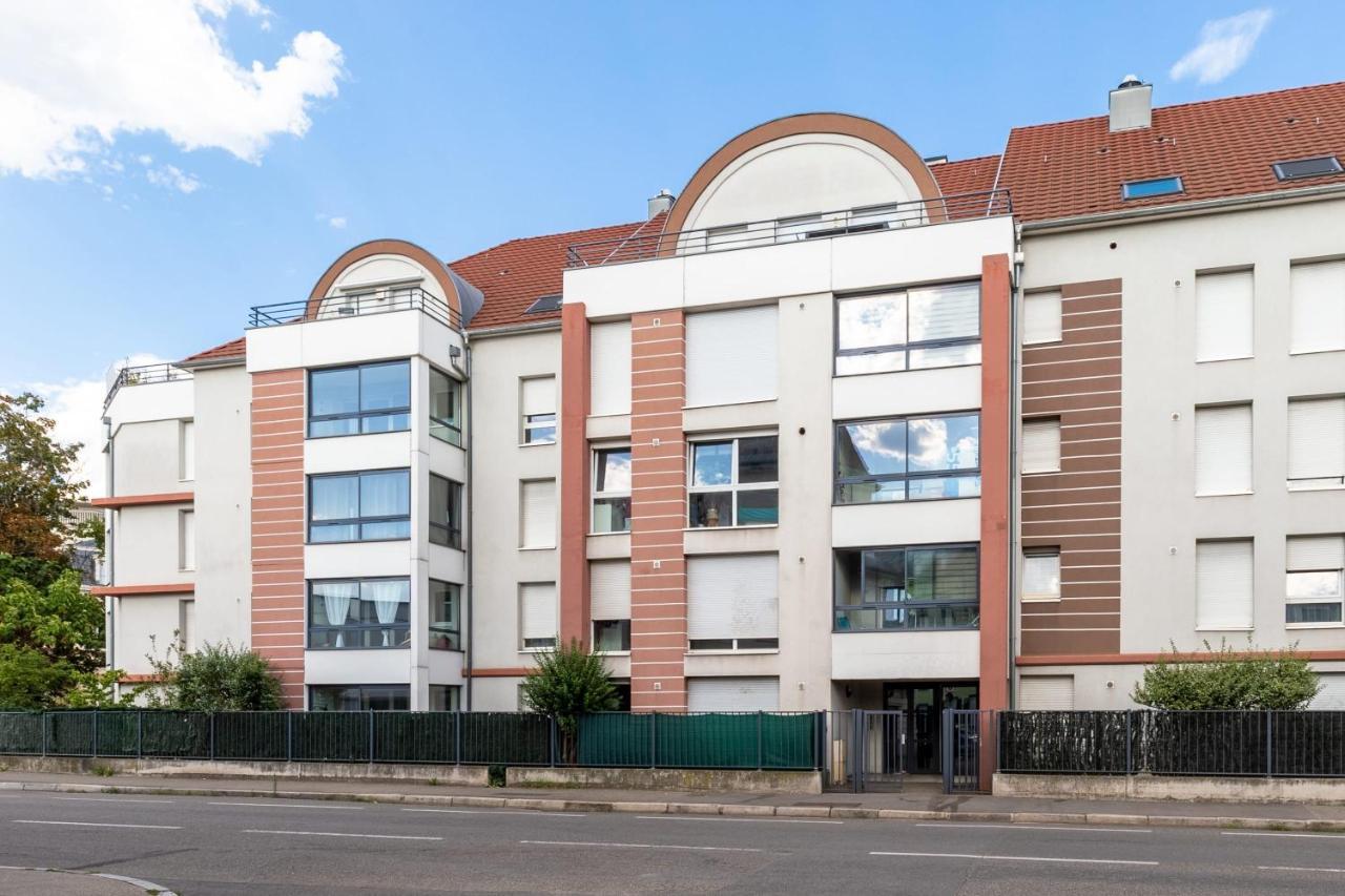 Travel Homes - The Nils, Cosy & Cute With Parking Apartment