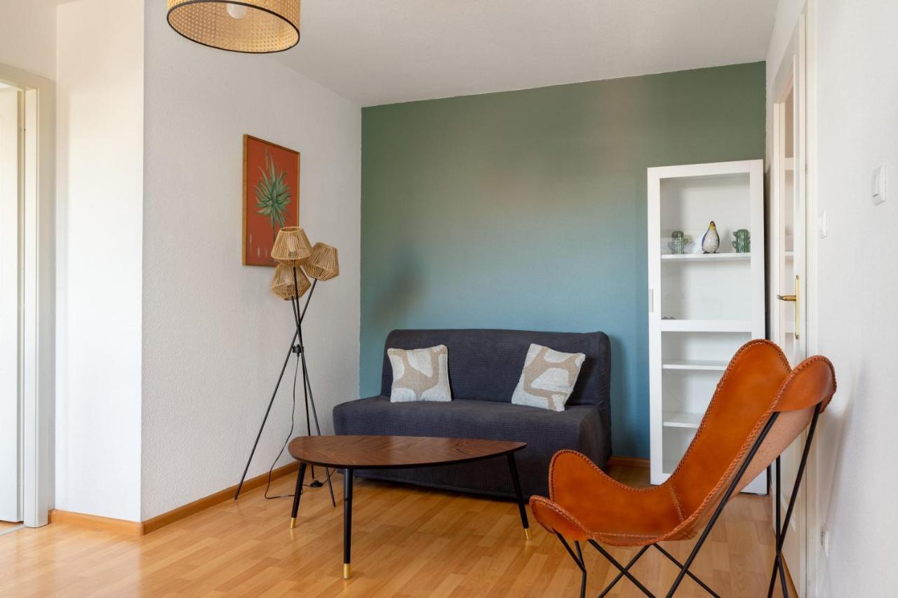 Travel Homes - The Nils, Cosy & Cute With Parking Apartment Colmar